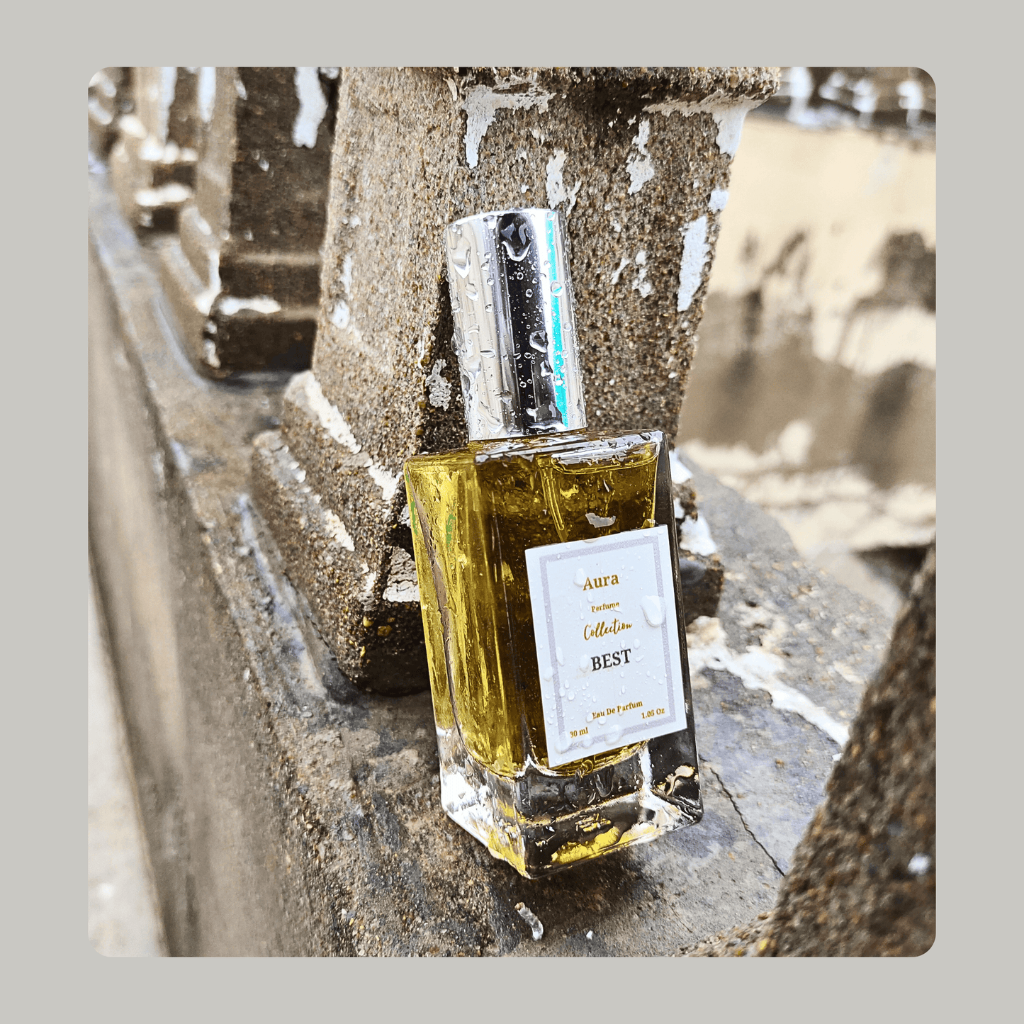 Men’s cologne with rich leather, fresh pine, and warm tobacco notes – ideal for everyday wear or special occasions.